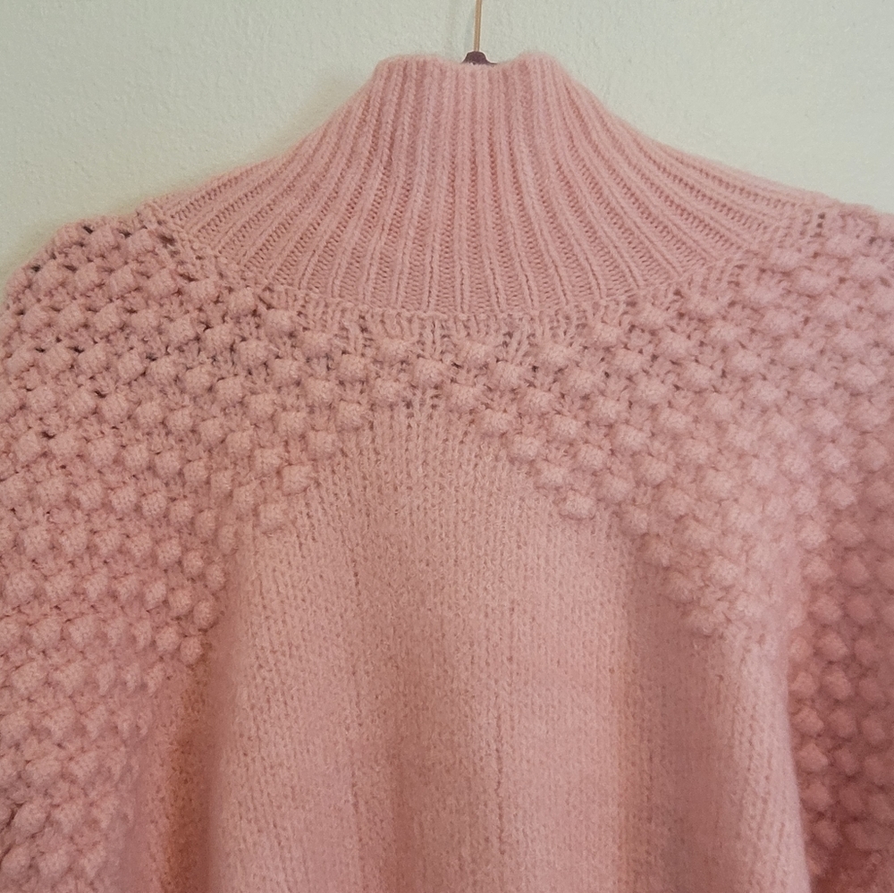 FREE PEOPLE SWEATER - Picture 6 of 12